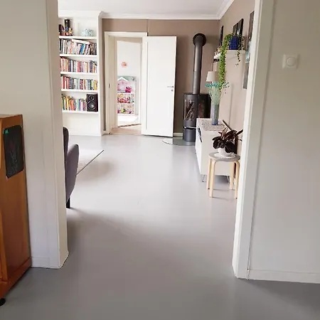 Stayplus Four-bedroom Lund (Hojslev)