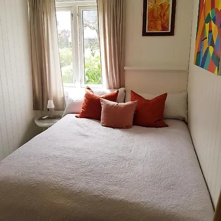 Stayplus Four-bedroom Apartment Lund (Hojslev)