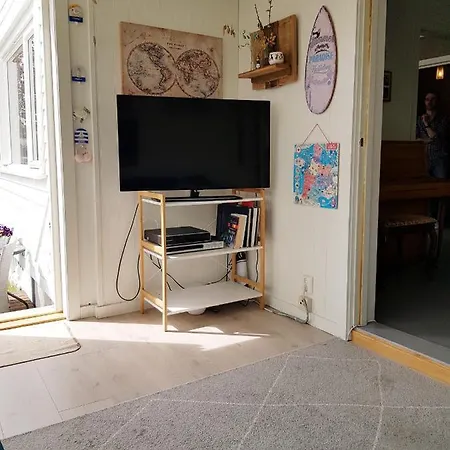 Stayplus Four-bedroom Lund (Hojslev)