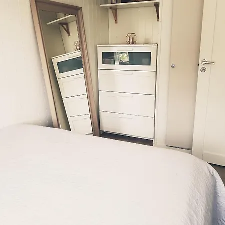 Stayplus Four-bedroom Apartment Lund (Hojslev)